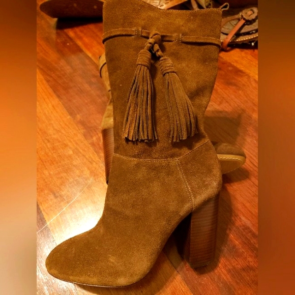 Vince Camuto Suede Boots - Picture 5 of 8